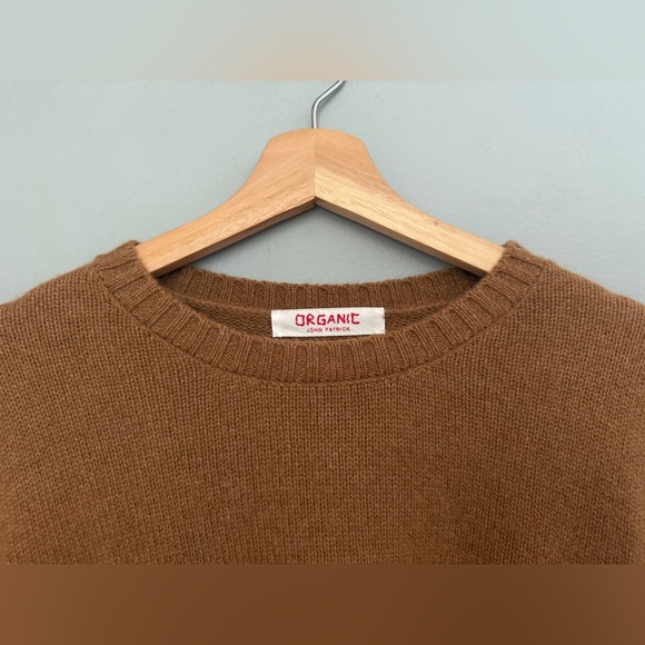 Organic BY JOHN PATRICK Wide Pull Over Sweater - Vicuña, 100% Cashmere, Medium - Picture 11 of 16